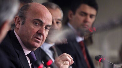 De Guindos cree que España recuperará su nivel empleo previo a crisis en 2019