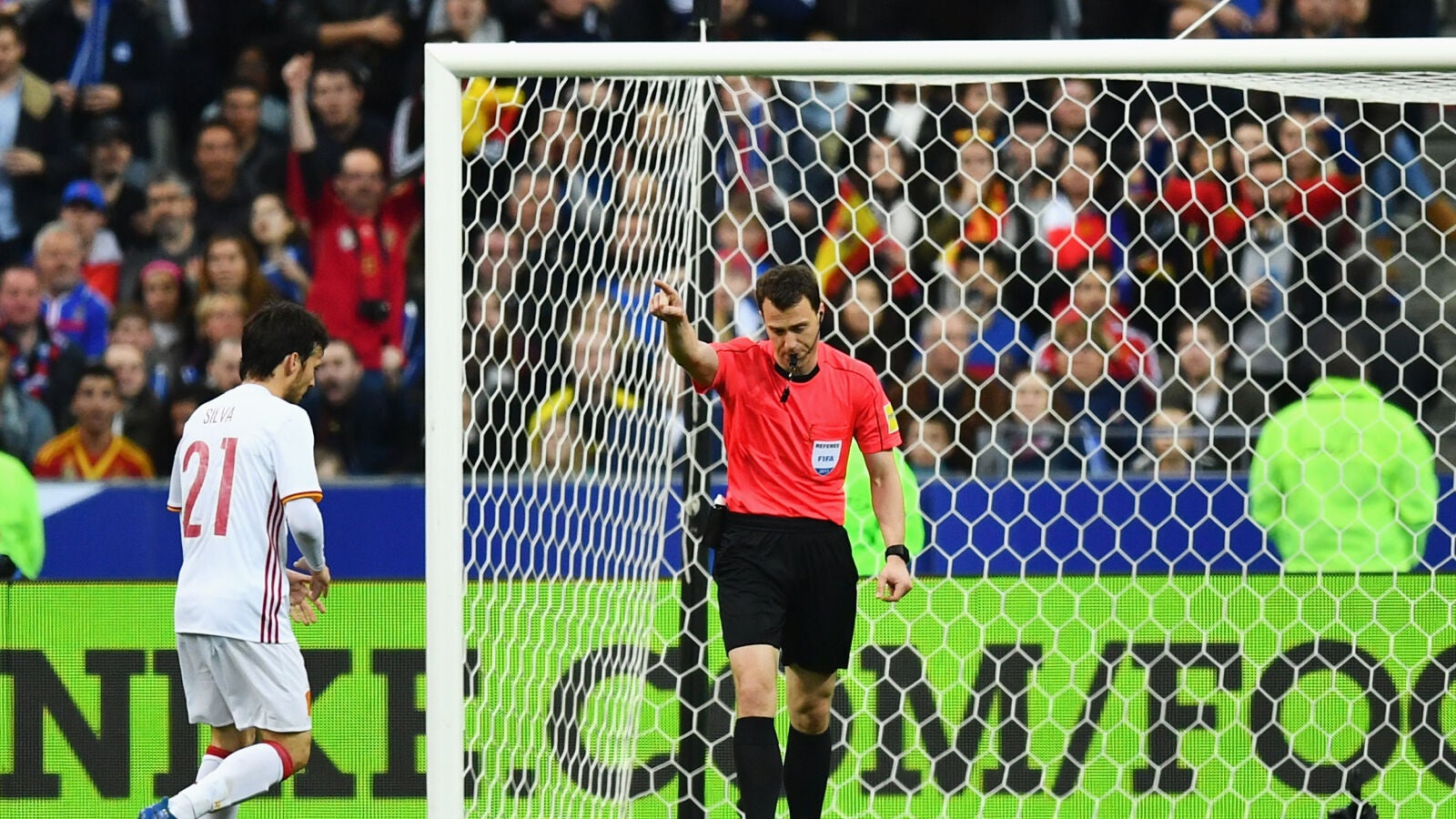 El VAR anuló un gol a Griezmann contra España y dio por bueno el de Deulofeu