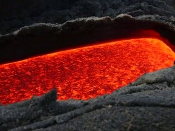 Frame 63.05775 de: Las escenas del volcán Etna captadas por drones acaparan la atención de expertos y turistas Frame 63.05775 de: Las escenas del volcán Etna captadas por drones acaparan la atención de expertos y turistas