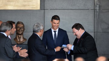 Cristiano Ronaldo, en el aeropuerto de Madeira