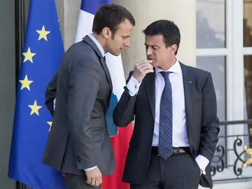 Manuel Valls y Emmanuel Macron Manuel Valls y Emmanuel Macron