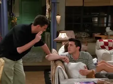 Frame 20.167305 de: Matthew Perry elige el mejor chiste de Chandler en 'Friends' Frame 20.167305 de: Matthew Perry elige el mejor chiste de Chandler en 'Friends'