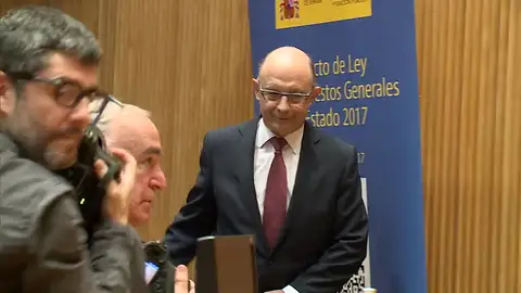 Frame 14.031831 de: El gobierno sigue negociando los seis votos que necesita Frame 14.031831 de: El gobierno sigue negociando los seis votos que necesita