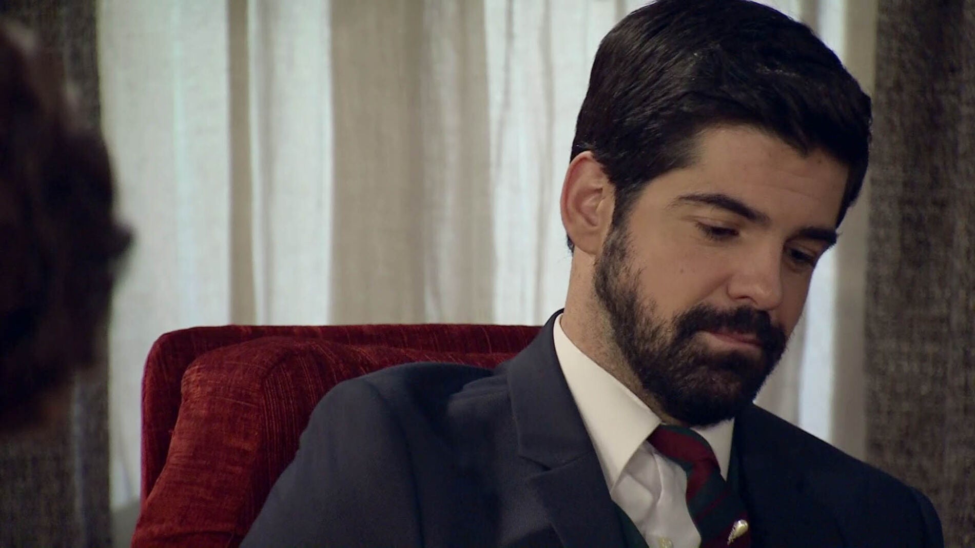 Alonso agacha la cabeza para pedirle ayuda a F&eacute;lix