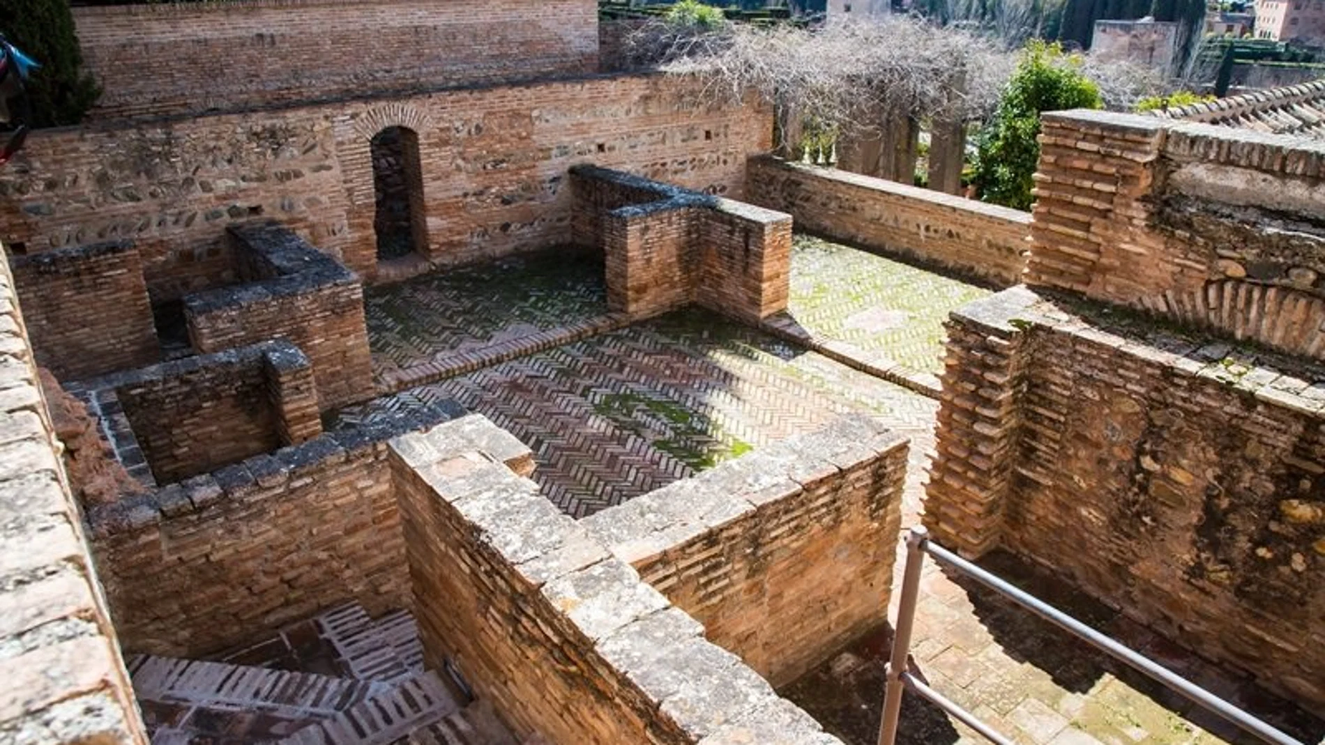 La Alhambra abre al público la Casa de los Amigos La Alhambra abre al público la Casa de los Amigos