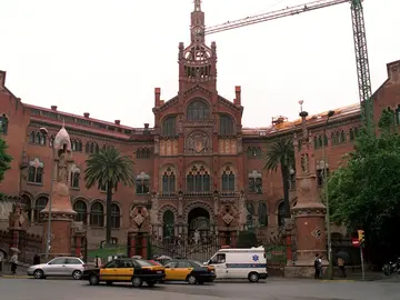 Hospital de Sant Pau (Barcelona) Hospital de Sant Pau (Barcelona)
