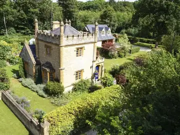 El castillo más pequeño de Gran Bretaña puesto en venta El castillo más pequeño de Gran Bretaña puesto en venta