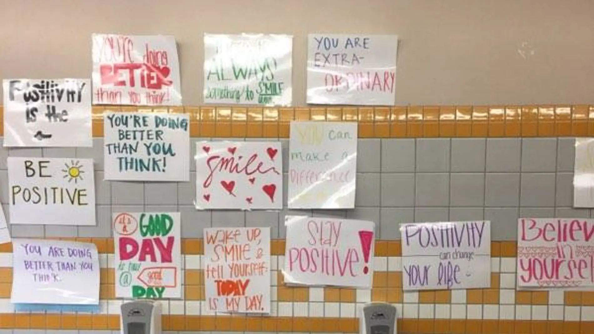 Mensajes positivos en el baño Mensajes positivos en el baño