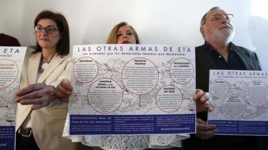 Filósofos, políticos e intelectuales presentan el manifiesto 'Por un fin de ETA sin impunidad', que supera las 4.500 firmas en 48 horas