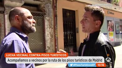 El madrileño barrio de Las Letras, invadido por el turismo: Hay más plazas hoteleras que vecinos