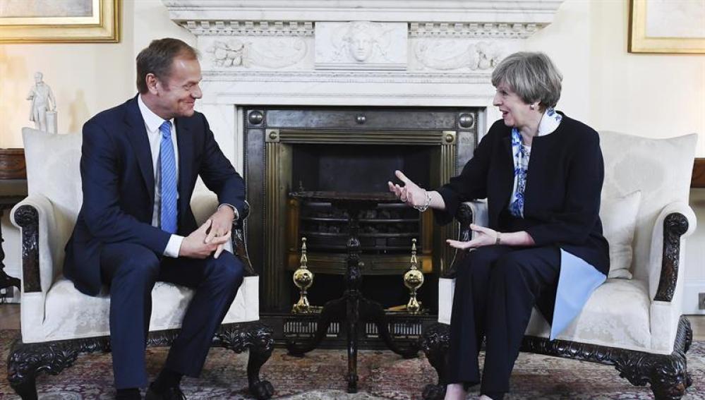 Theresa May y Donald Tusk