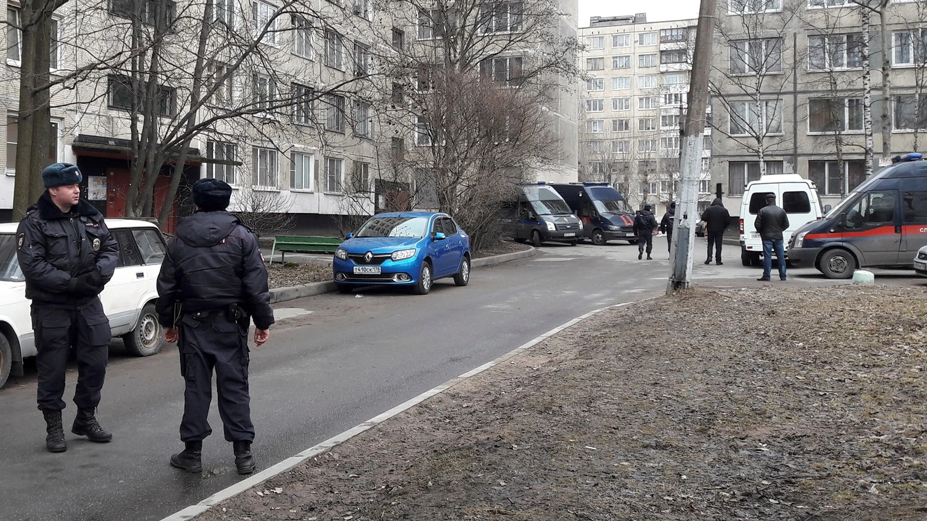 Policía cerca de la zona de la explosión Policía cerca de la zona de la explosión