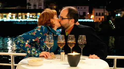 Dolores intenta reavivar la llama de su matrimonio Dolores intenta reavivar la llama de su matrimonio