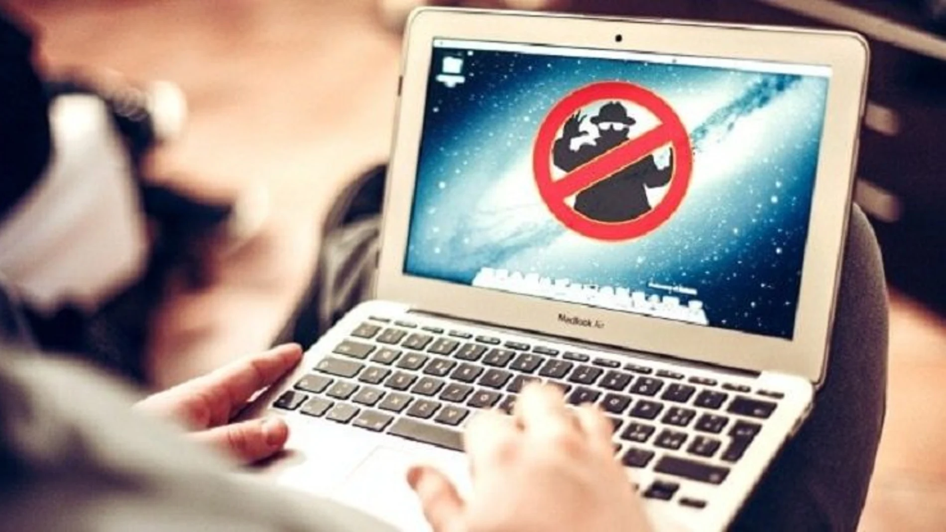 Elk Cloner: 35 años del primer virus informático Elk Cloner: 35 años del primer virus informático