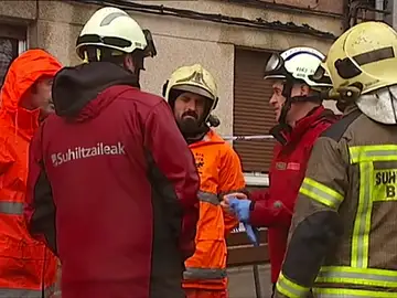 Frame 33.2945 de: Abren un expediente a un bombero por negarse a participar en el embarque de armas con destino a Arabia Saudí Frame 33.2945 de: Abren un expediente a un bombero por negarse a participar en el embarque de armas con destino a Arabia Saudí