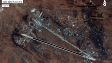 Vista del aeropuerto de al-Shayrat, cerca de Homs (Siria)