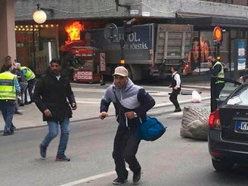 Un camión arrolla a varias personas en Estocolmo