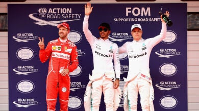 Hamilton consigue la pole en China tras su mano a mano con Vettel; Sainz es 11º y Alonso 13º