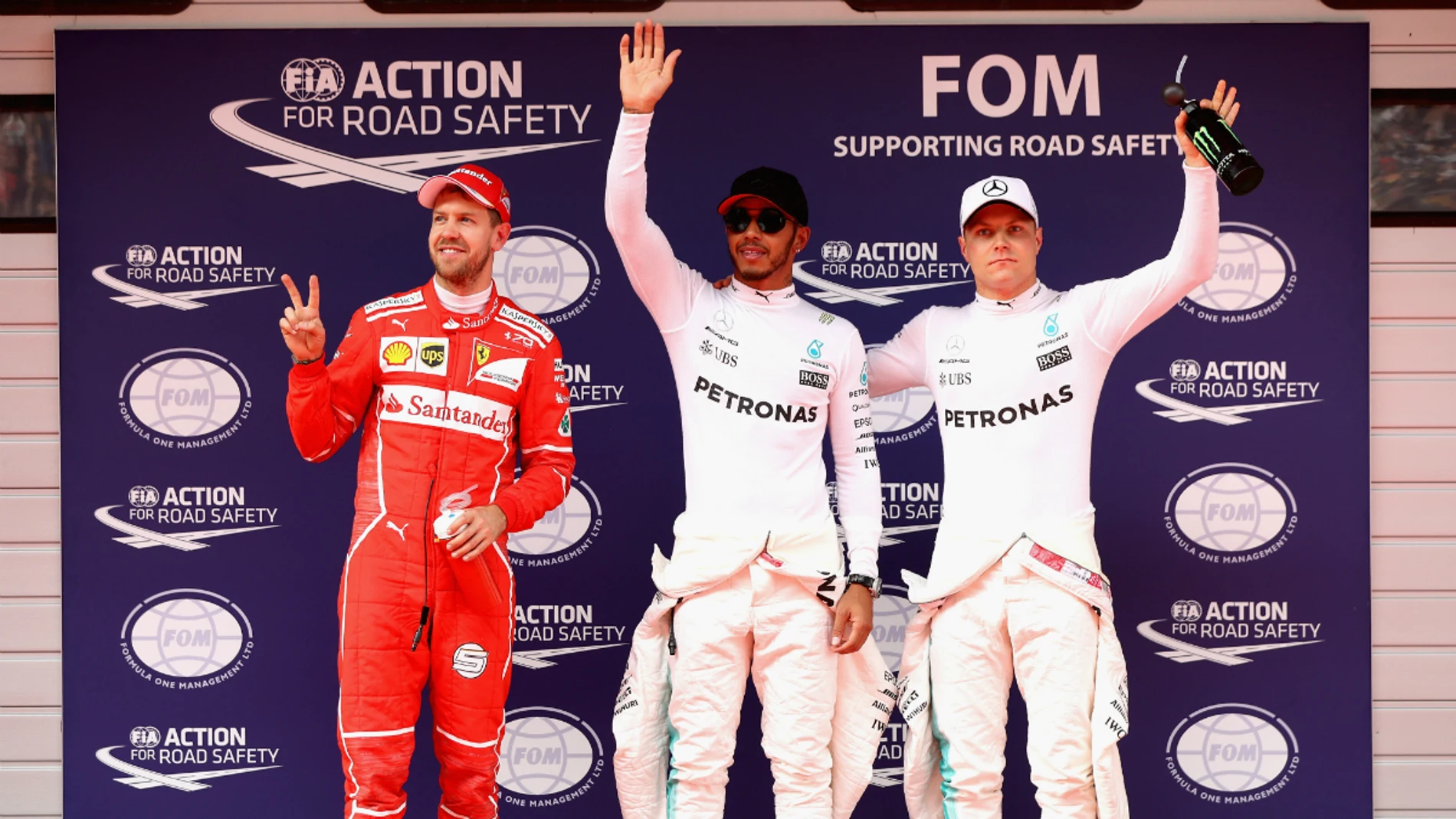 Vettel, Hamilton y Bottas, los más rápidos del sábado en China