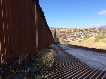 Imagen de la valla fronteriza entre EEUU y México