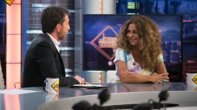 Pablo Motos elogia el desnudo integral más sexy de Lolita en su campaña solidaria