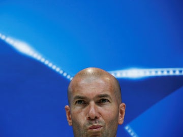 Zidane, durante la rueda de prensa Zidane, durante la rueda de prensa