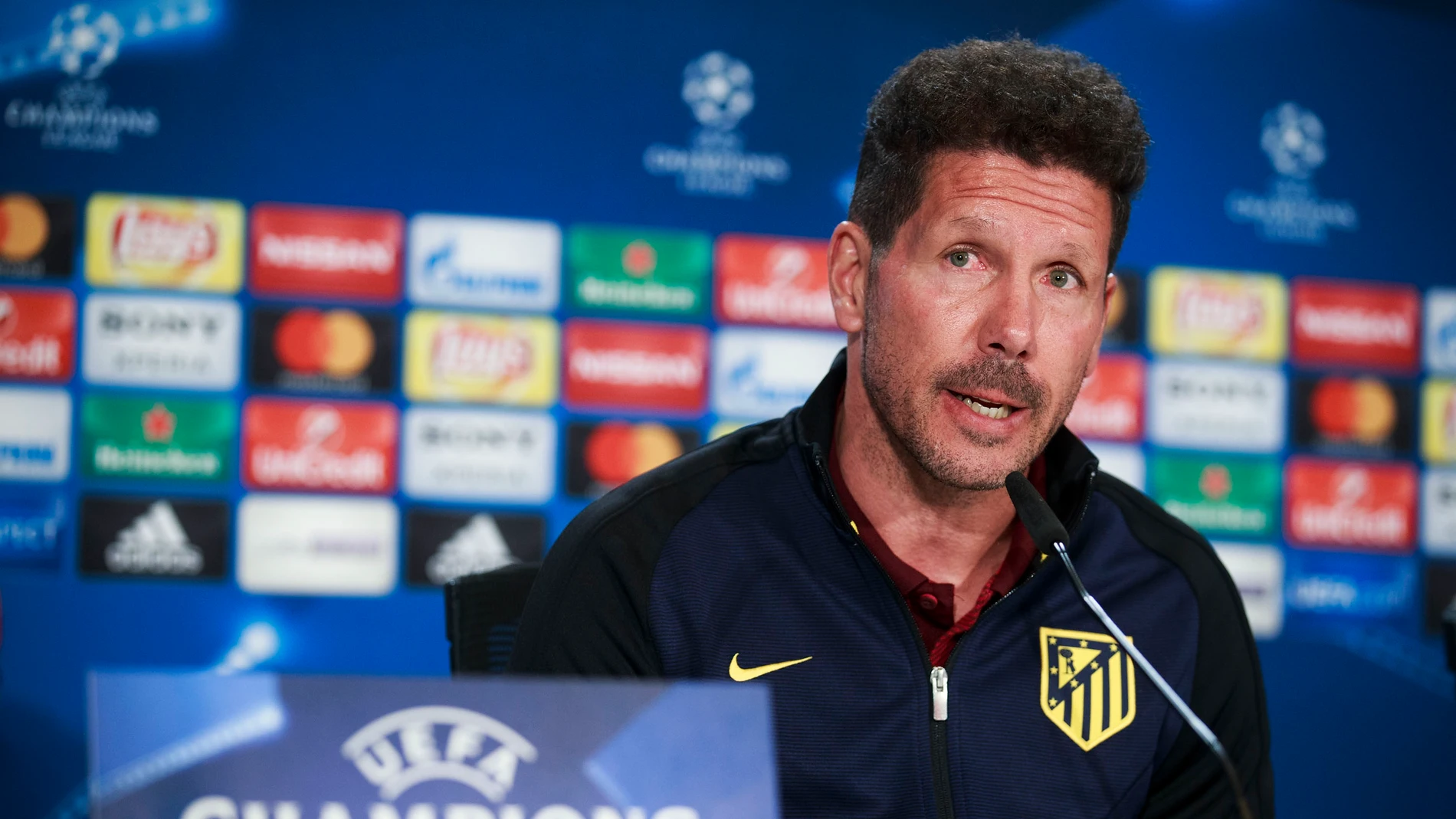 Simeone en rueda de prensa