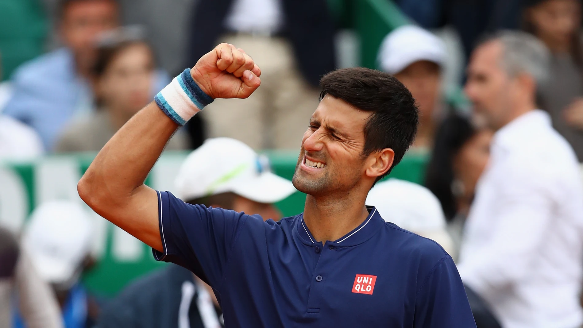 Novak Djokovic celebra su victoria ante Gilles Simon Novak Djokovic celebra su victoria ante Gilles Simon