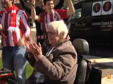 La afición rojiblanca en Leicester La afición rojiblanca en Leicester