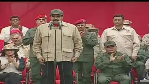Frame 42.464358 de: Chavismo muestra fortalezas a una oposición que no cede en sus demandas Frame 42.464358 de: Chavismo muestra fortalezas a una oposición que no cede en sus demandas