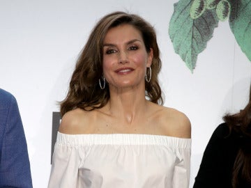 El rompedor look de la reina Letizia El rompedor look de la reina Letizia