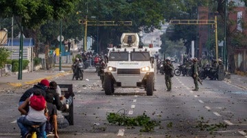 Choques de manifestantes con autoridades venezolanas