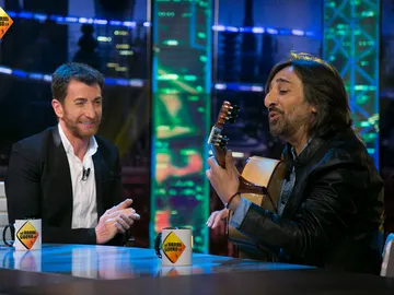 Antonio Carmona estrena uno de los temas de su nuevo disco en directo en 'El Hormiguero 3.0' Antonio Carmona estrena uno de los temas de su nuevo disco en directo en 'El Hormiguero 3.0'