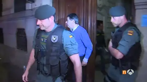 Frame 33.72 de: Ignacio González pasa su primera noche detenido a la espera de que comparezca ante el juez Frame 33.72 de: Ignacio González pasa su primera noche detenido a la espera de que comparezca ante el juez