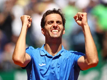Albert Ramos celebra la victoria en Montecarlo Albert Ramos celebra la victoria en Montecarlo