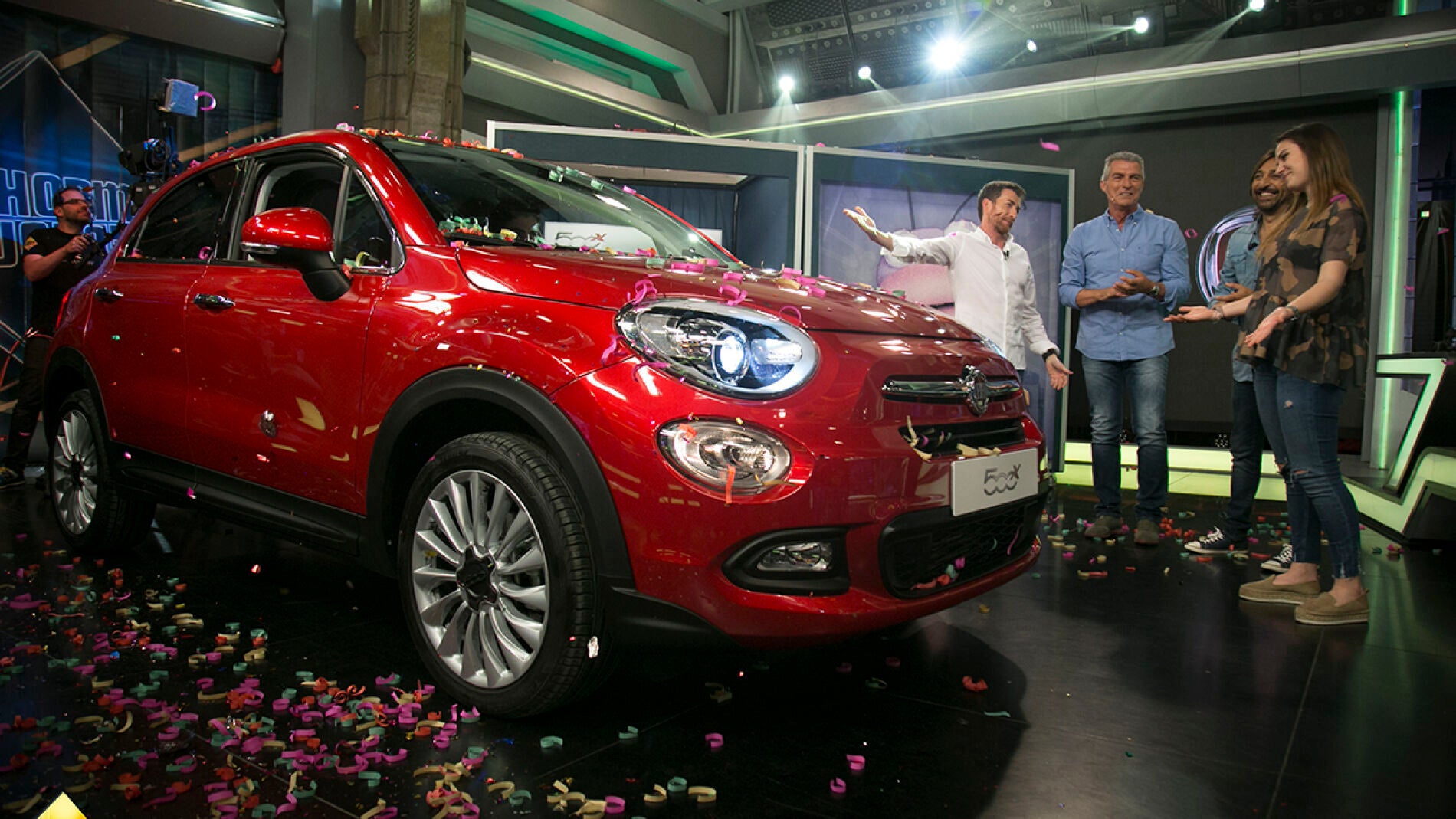 'El Hormiguero 3.0' regala un coche a una chica del p&uacute;blico