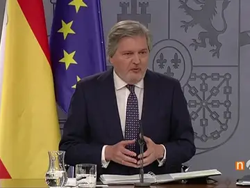 Frame 54.982857 de: Méndez de Vigo defiende que el Gobierno combate la corrupción, que no tiene "ideología" ni "carné" Frame 54.982857 de: Méndez de Vigo defiende que el Gobierno combate la corrupción, que no tiene "ideología" ni "carné"