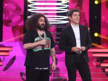 Juan López alborota y sorprende al jurado con su interpretación como El Sevilla Juan López alborota y sorprende al jurado con su interpretación como El Sevilla