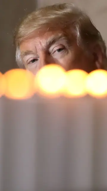 Donald Trump durante el homenaje a las víctimas del Holocausto Donald Trump durante el homenaje a las víctimas del Holocausto