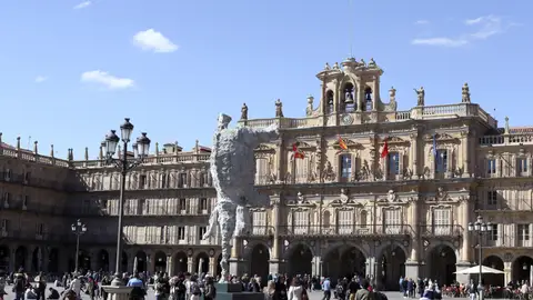 Una de las esculturas del artista balear Miquel Barceló Una de las esculturas del artista balear Miquel Barceló