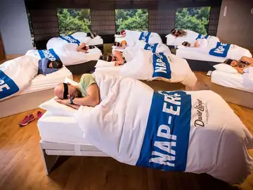 Las camas en la clase de siesta Las camas en la clase de siesta