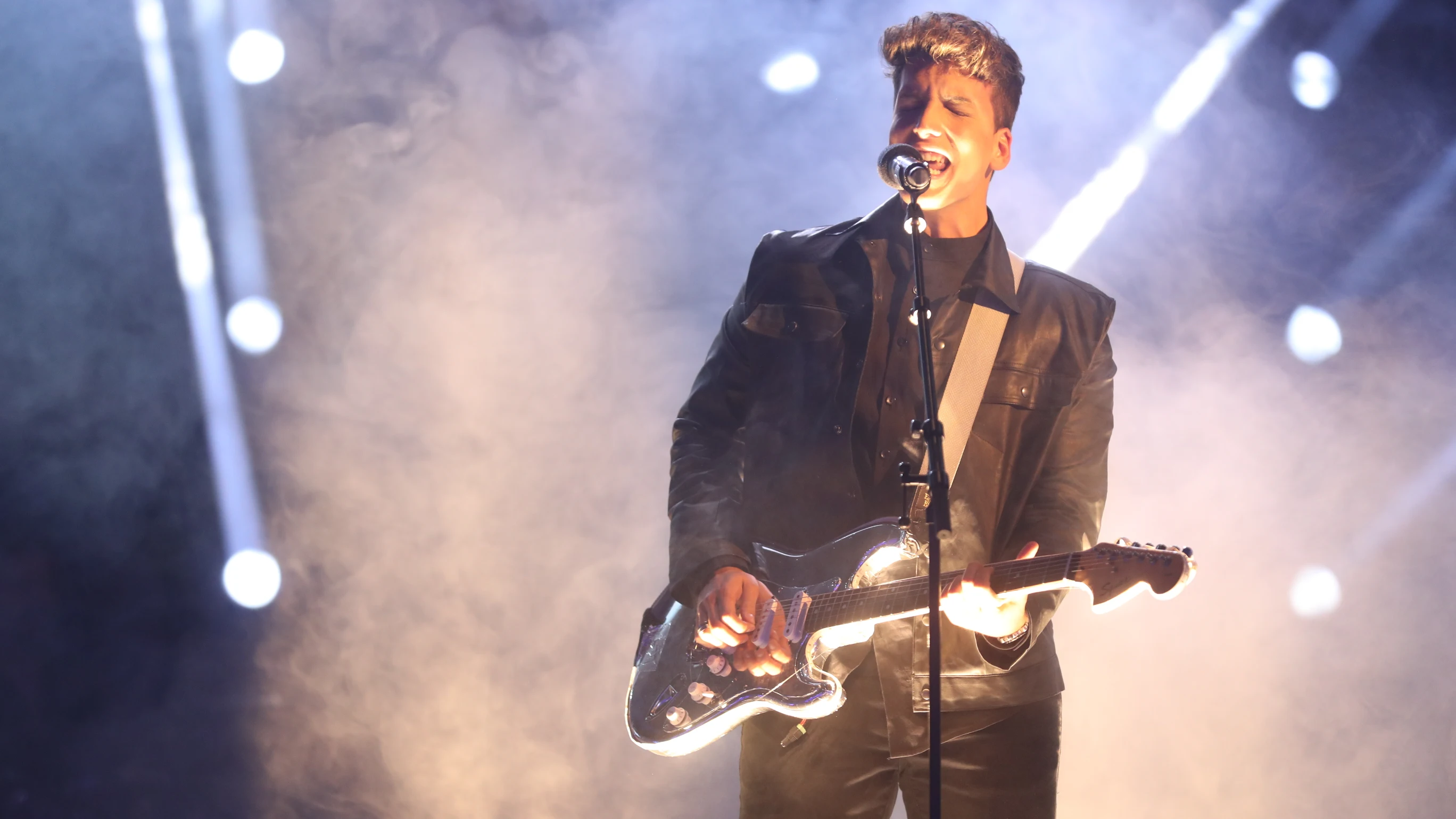 Xuso Jones eriza la piel con su interpretación "Treat you better" de Shawn Mendes