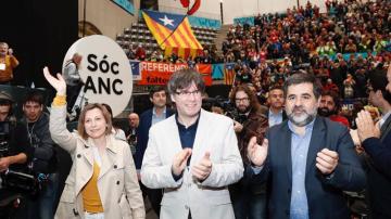 Carles Puigdemont ha pedido hoy "al Estado español que escuche y se sienta interpelado" por la propuesta que le hará llegar el Pacto Nacional por el Referéndum