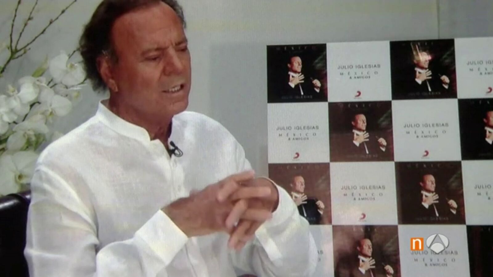 Julio Iglesias presenta un disco de duetos: 