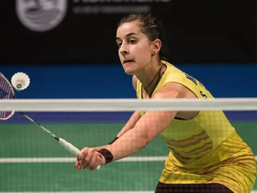 Carolina Marín devuelve una bola a su rival durante un partido Carolina Marín devuelve una bola a su rival durante un partido