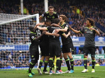 Los jugadores del Chelsea celebrando un gol