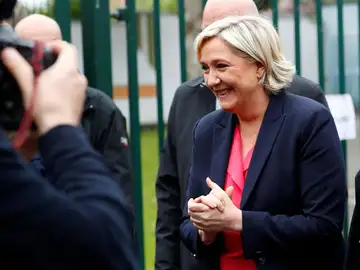 Le Pen propone transformar el Frente Nacional para crear "una nueva fuerza" Le Pen propone transformar el Frente Nacional para crear "una nueva fuerza"