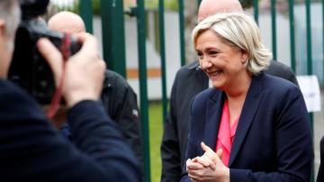 Le Pen propone transformar el Frente Nacional para crear "una nueva fuerza"
