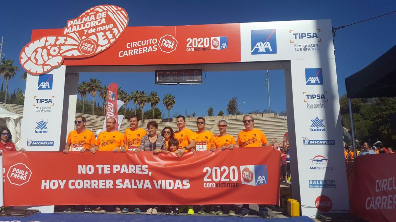 Centenares de corredores participan en la primera carrera Ponle Freno que se celebra en Palma