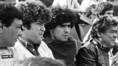 Jorge Cyterszpiler, el primer representante de Maradona, se suicida tirándose desde un séptimo piso